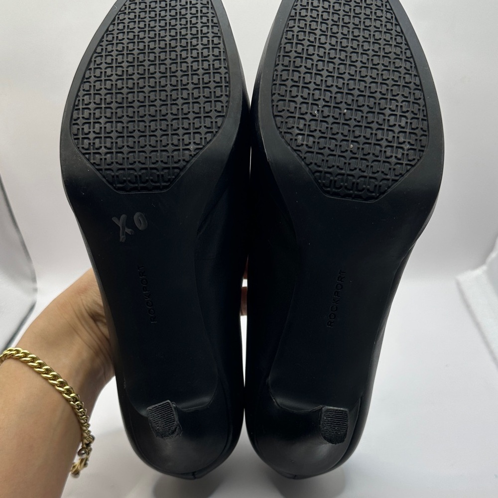 Rockport Adiprene by Adidas Black Women's Heels - Picture 10 of 10